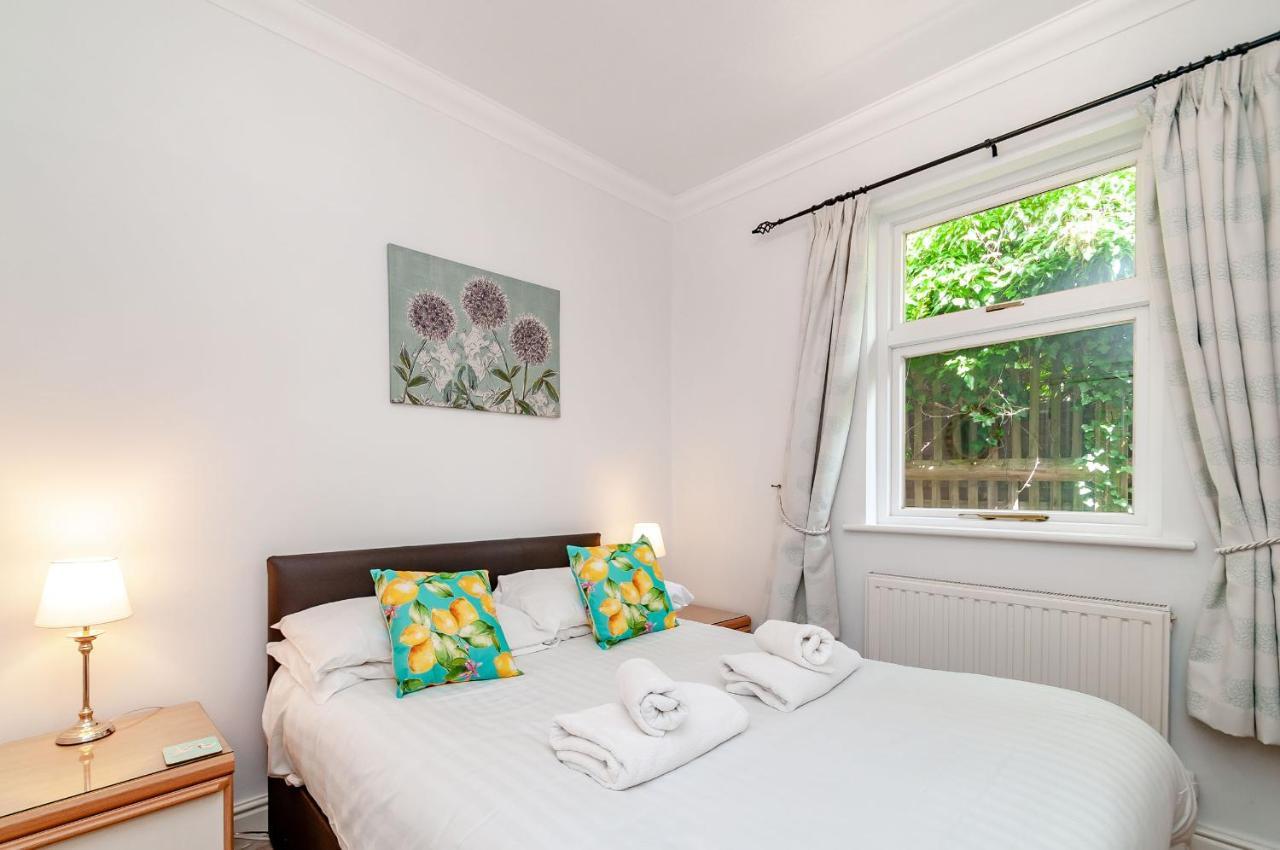 8 Kents Bank House Apartment Grange-over-Sands Exterior foto